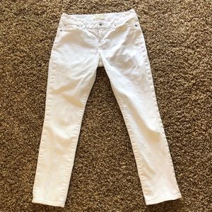  Lucky Brand White Jeans